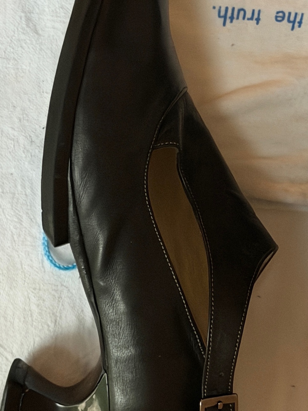 John Fluevog Gracias Black Leather Buckle Chunky Heel 10 w/Dustbag - Picture 6 of 13